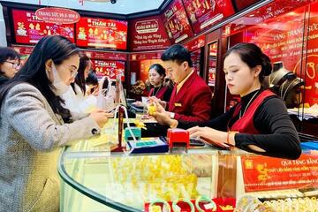 Giá vàng hôm nay (7-3): Đồng loạt giảm