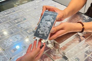 Giá bạc hôm nay 9/3: Giá bạc dần hồi phục, giao dịch trên 85 triệu đồng/kg