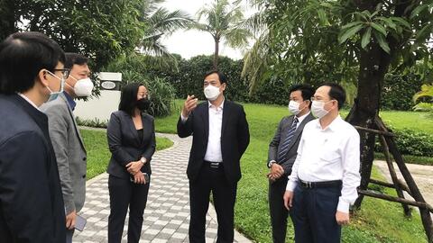 Giải bài toán 65 triệu lượt khách du lịch năm 2022