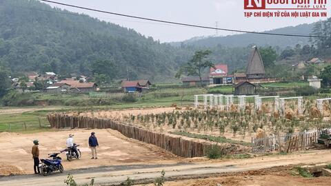 Kon Tum: Thi công quốc lộ 24, ruộng của hàng trăm hộ dân bị vùi lấp