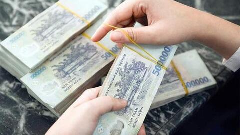 Công ty có bắt buộc phải tăng lương cho nhân viên hàng năm hay không?