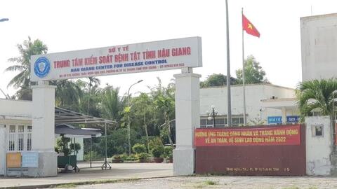 Vụ kit test Việt Á: Bắt nguyên Giám đốc CDC Hậu Giang cùng 2 thuộc cấp