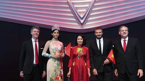 Bán xe điện phong cách tỷ phú Phạm Nhật Vượng: Câu chuyện IPO của Vinfast mục đích chính không phải là để huy động được 1-2 tỷ đô mà đó là câu chuyện marketing, khẳng định vị thế trên thị trường quốc tế
