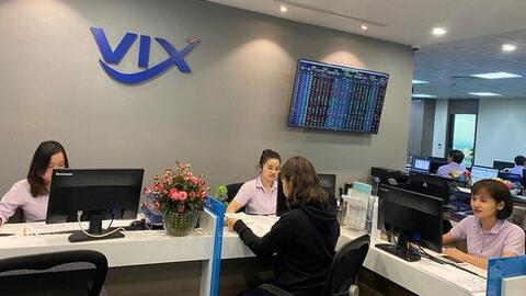Nhóm cổ đông của ông Nguyễn Văn Tuấn muốn sở hữu 25% VIX mà không cần chào mua công khai