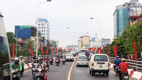 Phố phường Thủ đô được trang hoàng rực rỡ chào mừng Quốc khánh 2/9
