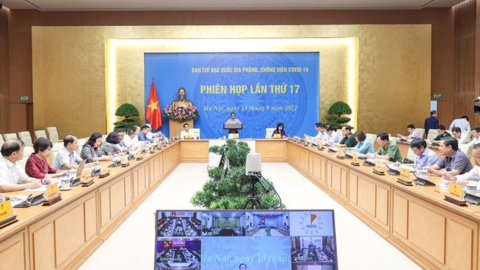 Thủ tướng: Dịch bệnh vẫn được kiểm soát nhưng tình hình vẫn diễn biến phức tạp, khó lường do virus liên tục thích ứng, tiến hóa