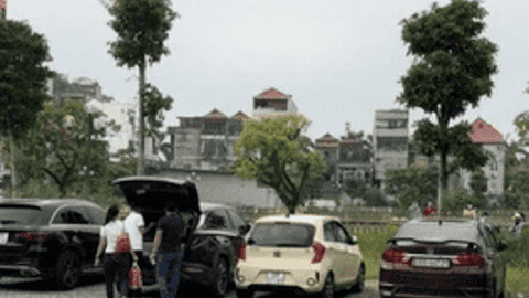 Thị trường đất đấu giá vùng ven Hà Nội sôi động: Có lô đất chênh 6 tỷ đồng so với giá khởi điểm