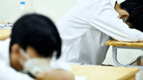 Nam sinh Cà Mau ngủ quên trong phòng thi tốt nghiệp THPT đã nhập học