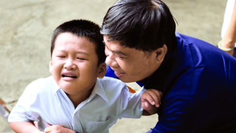 Con không chép bài, không làm bài tập và 6 bước xử lý thấu tình đạt lý của bà mẹ ở Hà Nội