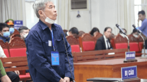 Vụ buôn lậu gần 200 triệu lít xăng: Cựu cán bộ hải quan nhận bao nhiêu tiền hối lộ?