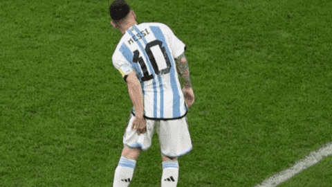 Messi bị đau, có nguy cơ bỏ lỡ trận chung kết World Cup 2022