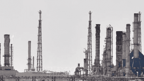 Saudi Arabia giảm giá dầu xuất sang thị trường châu Á