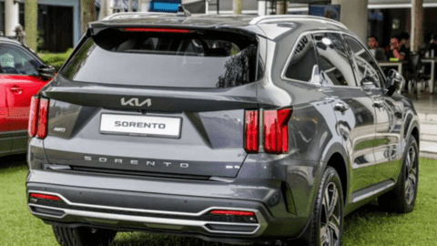 Kia Sorento 2023 xuất hiện tại thị trường Đông Nam Á