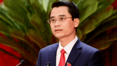 Miễn nhiệm một Phó Chủ tịch tỉnh Quảng Ninh, ba Phó Chủ tịch tỉnh Gia Lai