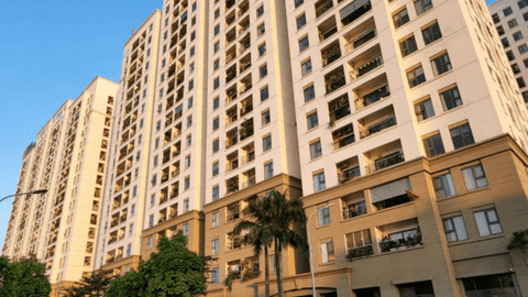 Bất chấp thị trường trầm lắng, giá bán căn hộ sơ cấp tại Hà Nội tăng 15% trong năm 2022