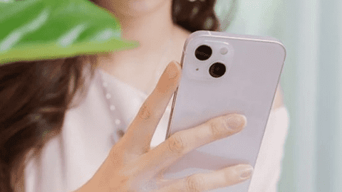 Giá iPhone 11, 12, 13... đồng loạt lao dốc kịch sàn, có mẫu chỉ còn hơn 8 triệu đồng