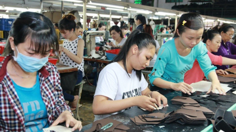 Giảm năm đóng BHXH để hưởng lương hưu: Cái cần giảm thì không giảm