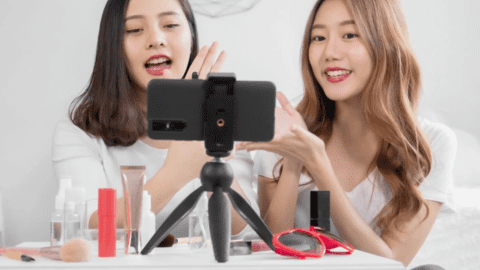 Người tiêu dùng được gì từ "làn sóng" KOC?