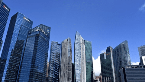 Tiền đổ vào châu Á sau loạt khủng hoảng ngân hàng ở Mỹ