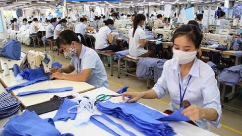"Xanh hóa" ngành dệt may - hướng đi tất yếu