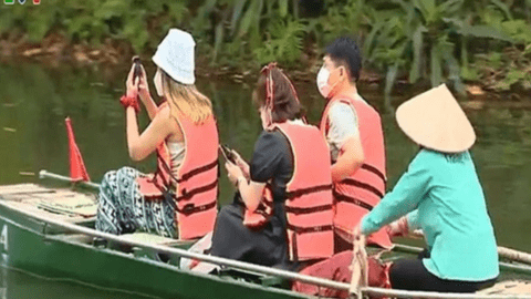 Lưu lượng cuộc gọi tăng mạnh đợt nghỉ lễ