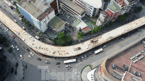 Cầu vượt chữ C Chùa Bộc dỡ rào, tổ chức giao thông để chuẩn bị thông xe