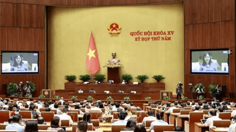 Ngày 22/6, Quốc hội thông qua hai Nghị quyết và hai Luật quan trọng