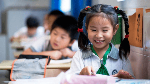 Trẻ được nuôi dạy bởi 3 kiểu cha mẹ này thường rất tự tin và chủ động