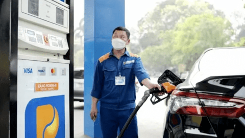 Giá xăng trong nước hôm nay sẽ giảm?
