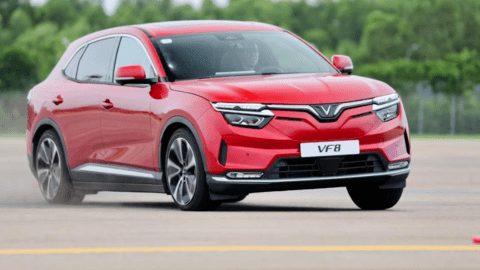 2 mẫu xe điện VinFast đua top 10 ô tô bán chạy nhất tại Việt Nam nửa đầu 2023