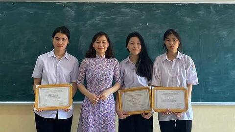 Thí sinh điểm 10 môn Văn: "Nằm trong dự đoán sau khi em đi thi"