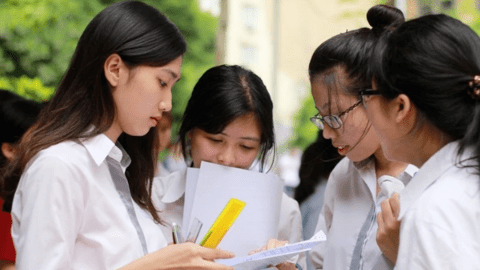 NÓNG: Hơn 110 trường công bố điểm sàn năm 2023, có ngành 5 điểm đã đủ điều kiện xét tuyển!