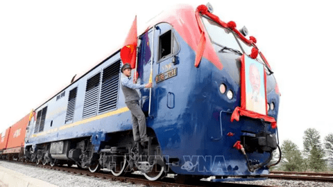 Thị phần vận tải đường sắt ngày càng giảm sút, chính sách ưu đãi chưa được triển khai