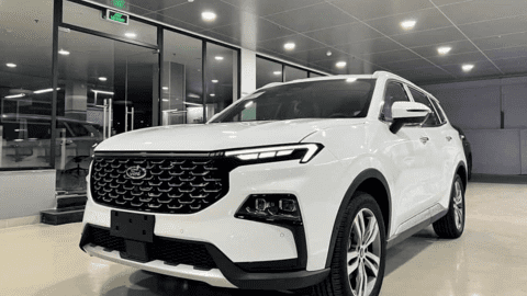 Ford Territory giảm giá mạnh: Bản đắt nhất không đến 900 triệu, đua 'giá rẻ' với CX-5