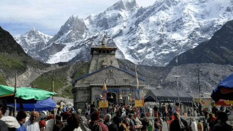 Ngôi đền Kedarnath (Ấn Độ) bị ảnh hưởng nghiêm trọng trước biến đổi khí hậu