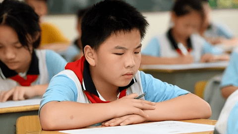 6 khác biệt giữa học sinh giỏi và học sinh kém