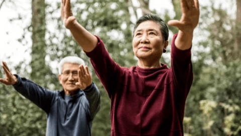 6 hành vi thường thấy ở những người sống thọ sống khỏe: Bạn có mấy?
