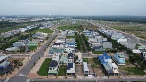 Các đối tượng lừa ‘chạy’ suất tái định cư dự án sân bay Long Thành ra sao?