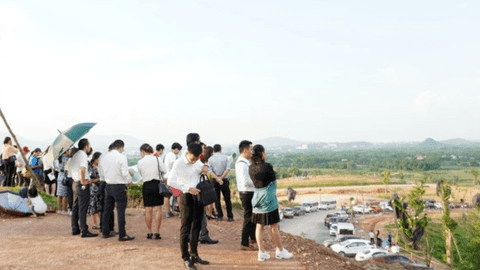 Nhà đầu tư có thể bỏ lỡ cơ hội mua bất động sản với giá “hời” nếu còn chờ đợi?