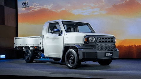 Bán tải Toyota Hilux Champ có giá từ 13.000 USD