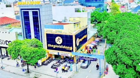 Thế Giới Di Động thu mình trong ‘cơn bĩ cực’