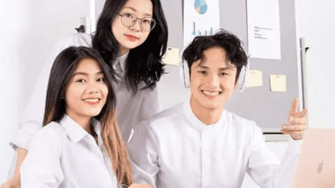 Nữ giới học ngành nghề nào dễ xin việc làm nhất?