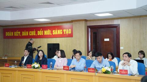 Bia Saigon và TƯ Đoàn trao hơn 10.400 phần quà "Tết sẻ chia, năm Rồng khởi sắc"