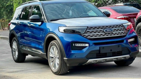 Ford Explorer đồng loạt giảm 440 triệu tại đại lý: Giá lần đầu dưới 2 tỷ, dễ cạnh tranh hơn với Hyundai Palisade