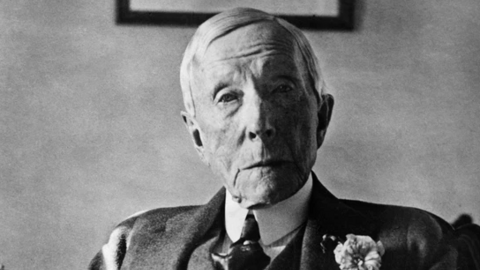 Tỷ phú John Rockefeller: Làm việc chăm chỉ không thể thay đổi nghèo đói, nắm 4 ĐÒN BẨY này mới giúp tiền đẻ ra tiền