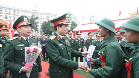 Phấn đấu trở thành người chiến sĩ ưu tú của Thủ đô anh hùng