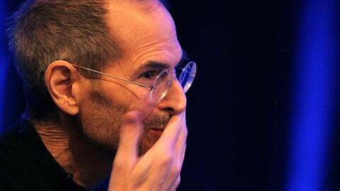 Buồn của Steve Jobs: Xây dựng đế chế cả đời rồi bị Microsoft vượt mặt chỉ trong 10 năm, Apple còn lại gì ngoài cái tên và 170 tỷ USD tiền mặt?