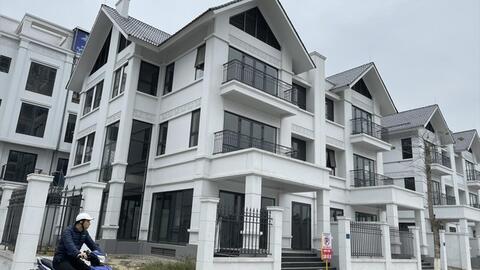 Thị trường bất động sản Hà Nội: Ảo giá, ảo giao dịch