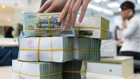 Lãi suất liên ngân hàng tăng vọt, đâu là nguyên nhân?
