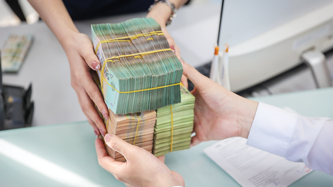 Lãi suất tiết kiệm có thể tăng đến mức nào?